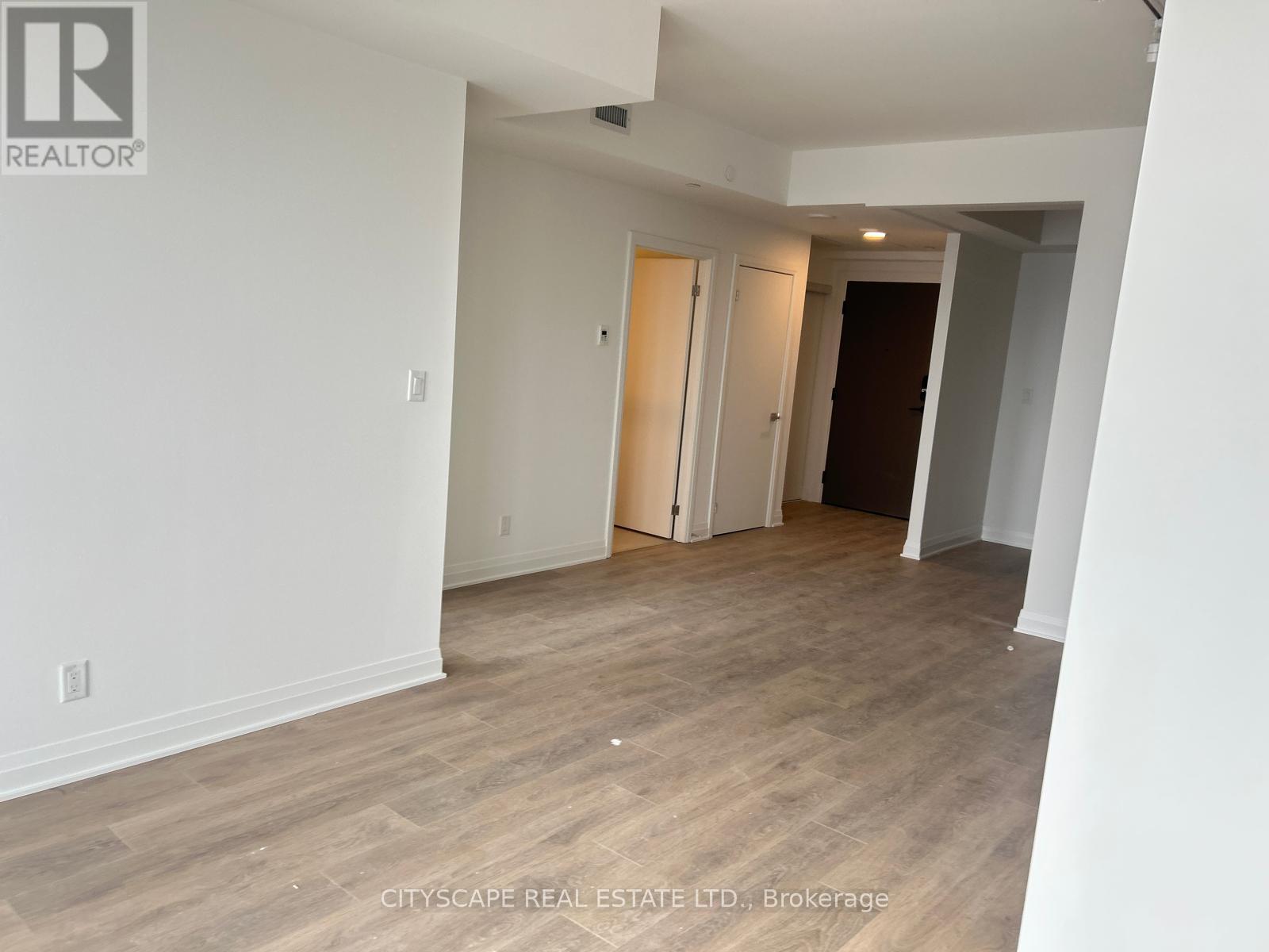 5003 - 4015 The Exchange Street, Mississauga (City Centre), Ontario  L5B 0N9 - Photo 6 - W12786818