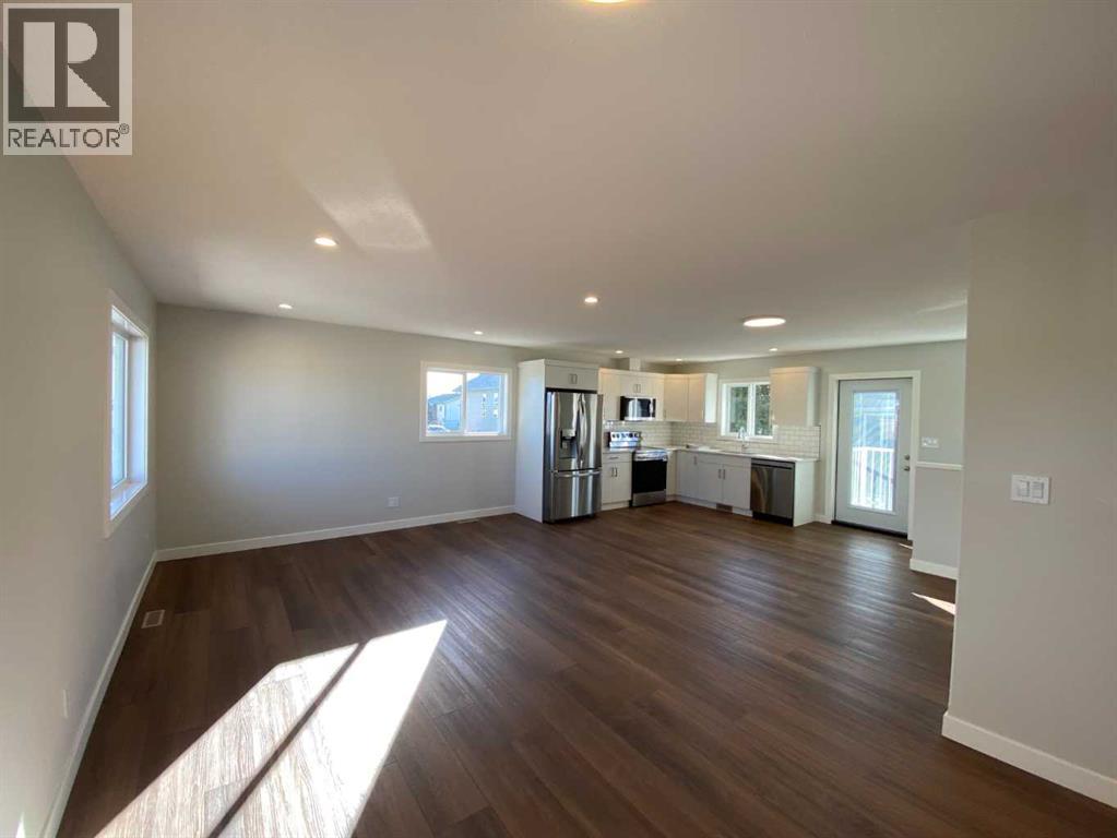 4210 57 Street, Taber, Alberta  T1G 0G8 - Photo 3 - A2286267