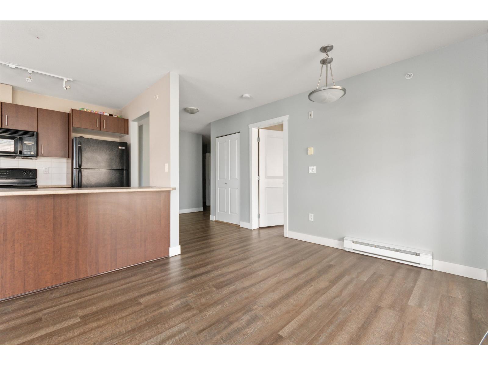 402 45561 Yale Road, Chilliwack Proper South, Chilliwack, British Columbia  V2P 0A8 - Photo 4 - R3088894