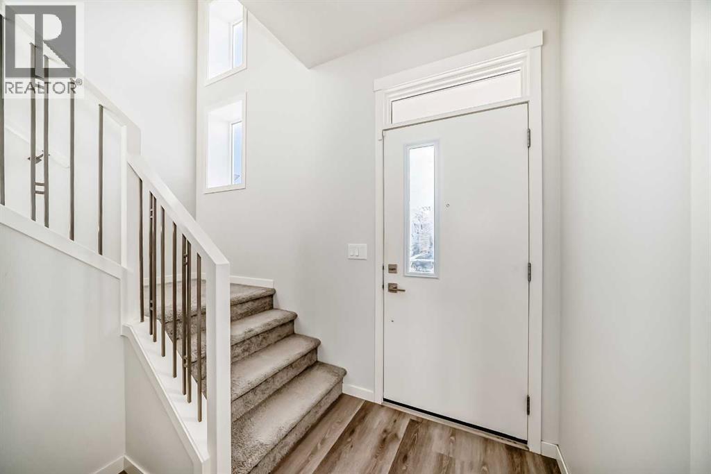 272 Livingston View Nw, Calgary, Alberta  T3P 1R5 - Photo 5 - A2250432