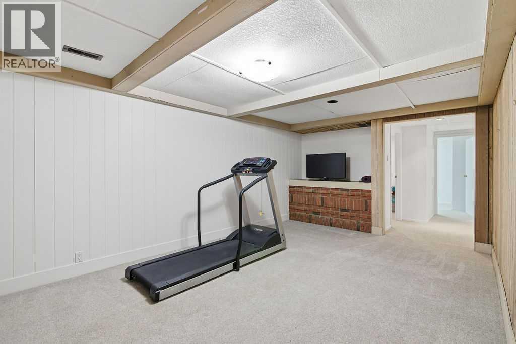 3449 Lane Crescent Sw, Calgary, Alberta  T3R 5X3 - Photo 41 - A2276580