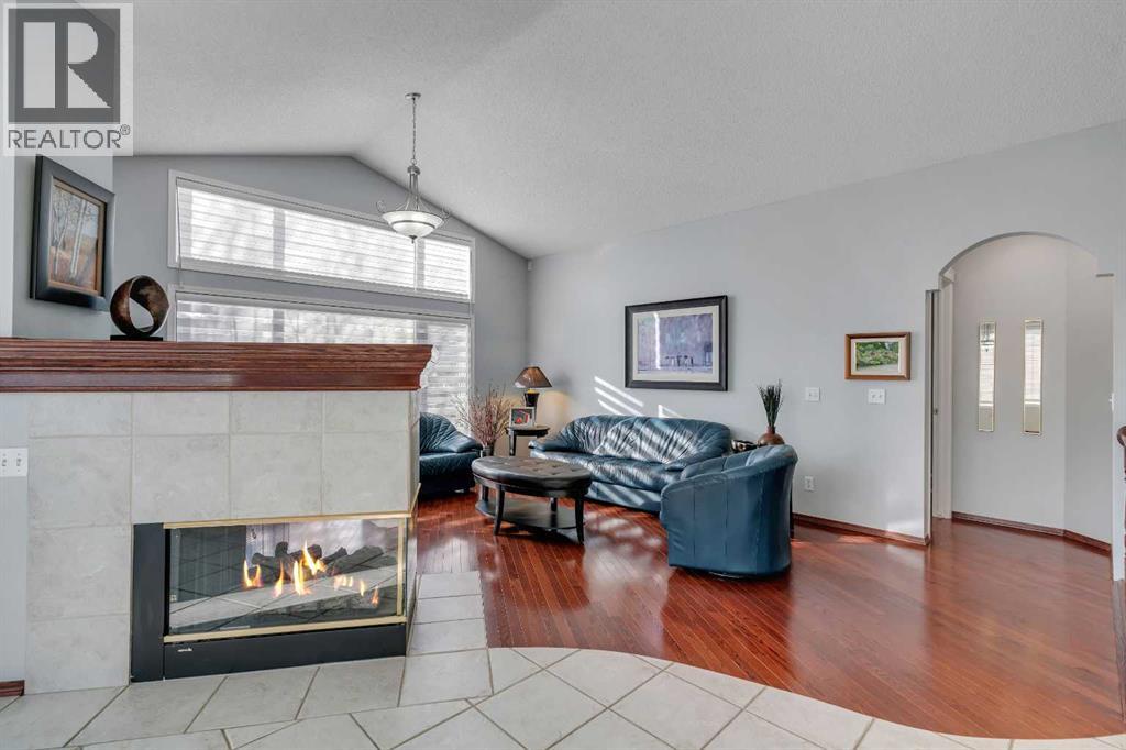 78 Mckenzie Lake Place Se, Calgary, Alberta  T2Z 2T5 - Photo 7 - A2281391