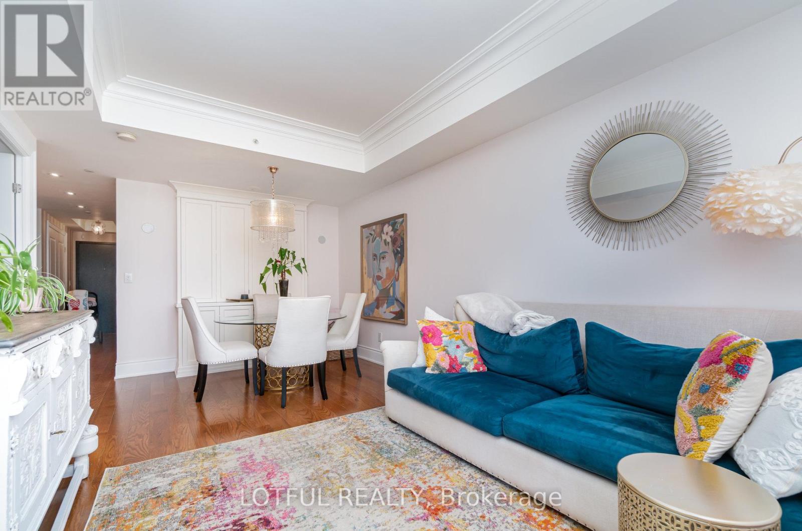 711 - 3500 Lakeshore Road W, Oakville, Ontario  L6L 0B4 - Photo 10 - W12786952