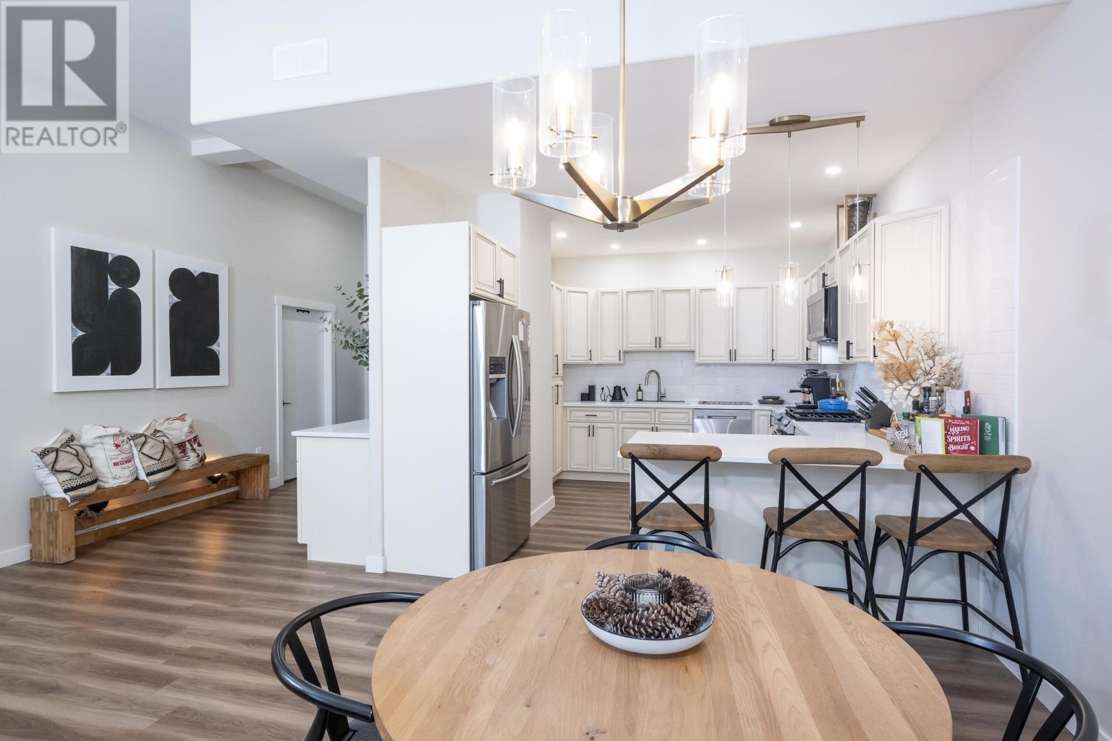 96 High St N, 3308, Thunder Bay, Ontario  P7A 5R3 - Photo 2 - TB253685