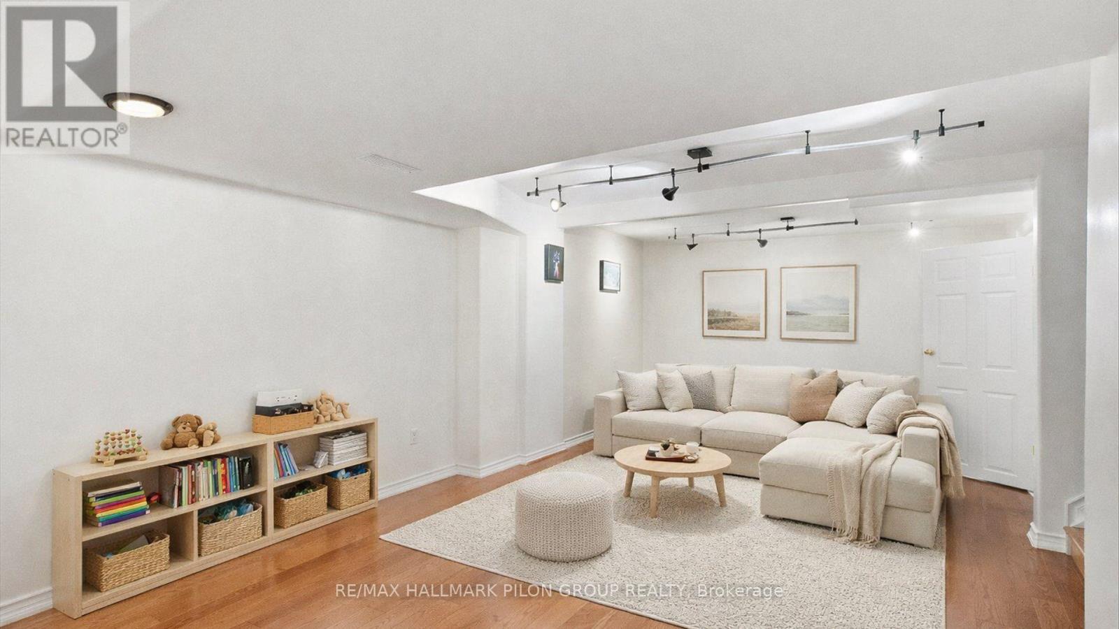 1853 Brousseau Crescent, Ottawa, Ontario  K1C 2Y5 - Photo 15 - X12786898