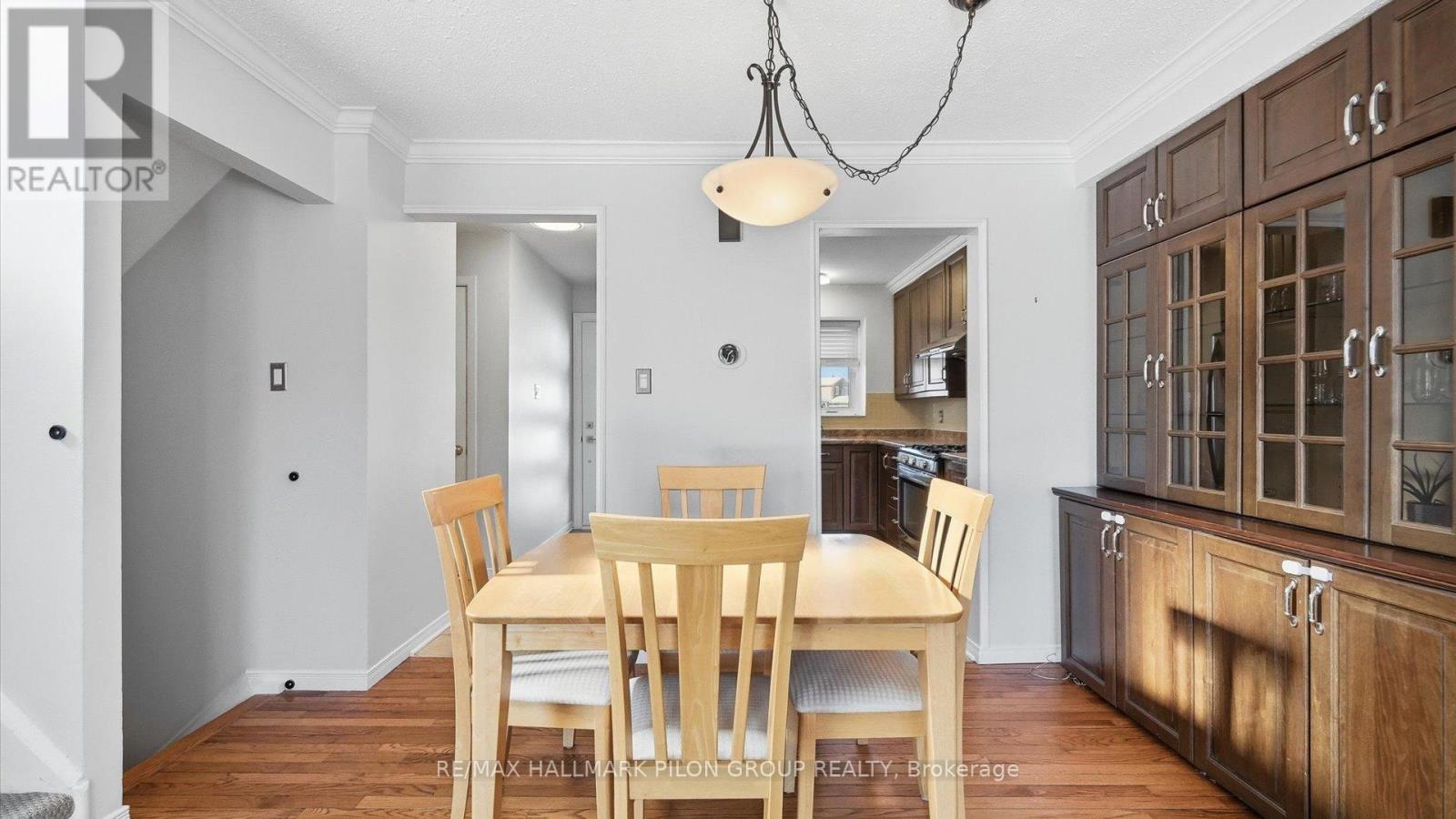 1853 Brousseau Crescent, Ottawa, Ontario  K1C 2Y5 - Photo 8 - X12786898