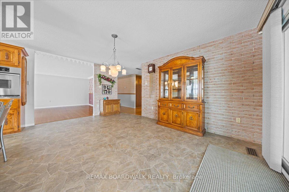 4547 Carlsbad Lane, Ottawa, Ontario  K0A 3H0 - Photo 6 - X12786906