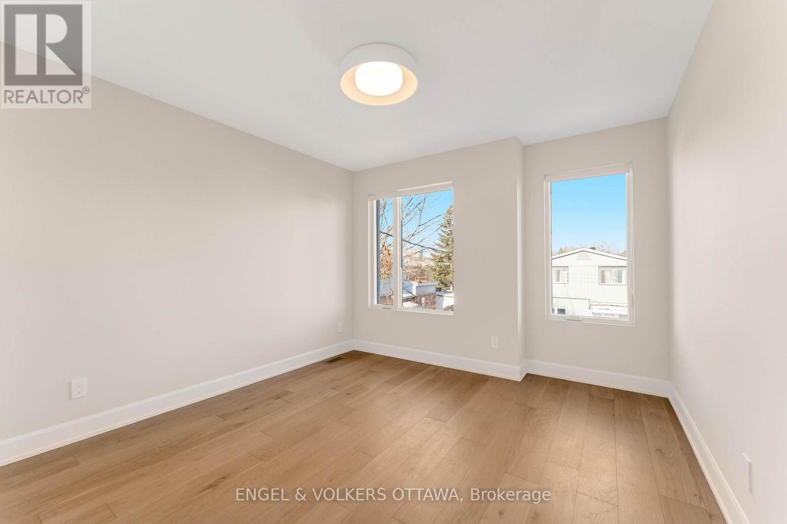 A - 130 Carillon Street, Ottawa, Ontario  K1L 5Y3 - Photo 14 - X12786940