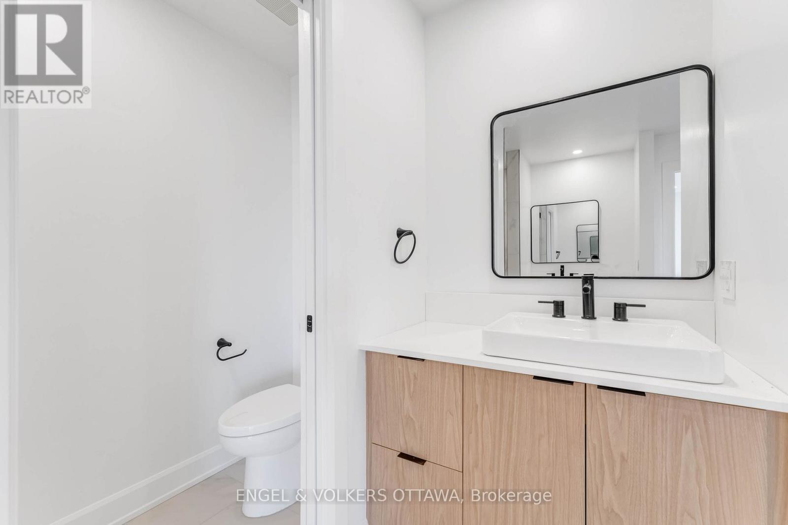 A - 130 Carillon Street, Ottawa, Ontario  K1L 5Y3 - Photo 23 - X12786940