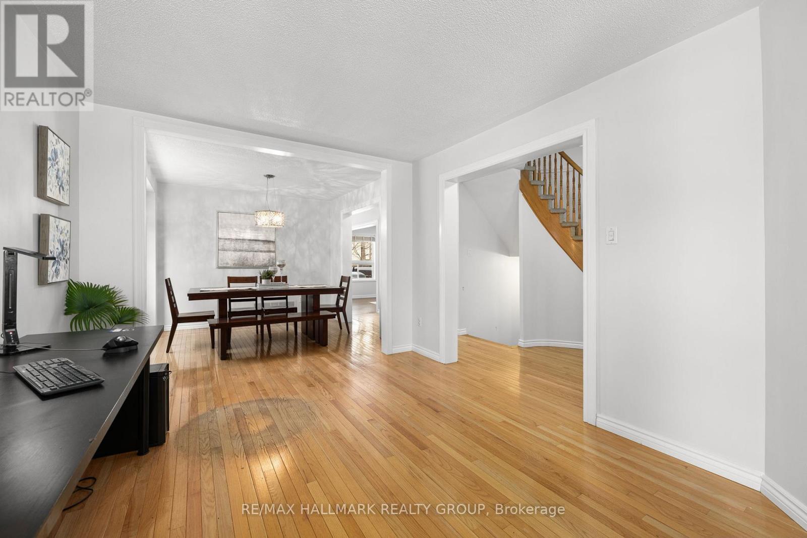 60 Ipswich Terrace, Ottawa, Ontario  K2K 2R3 - Photo 5 - X12786978