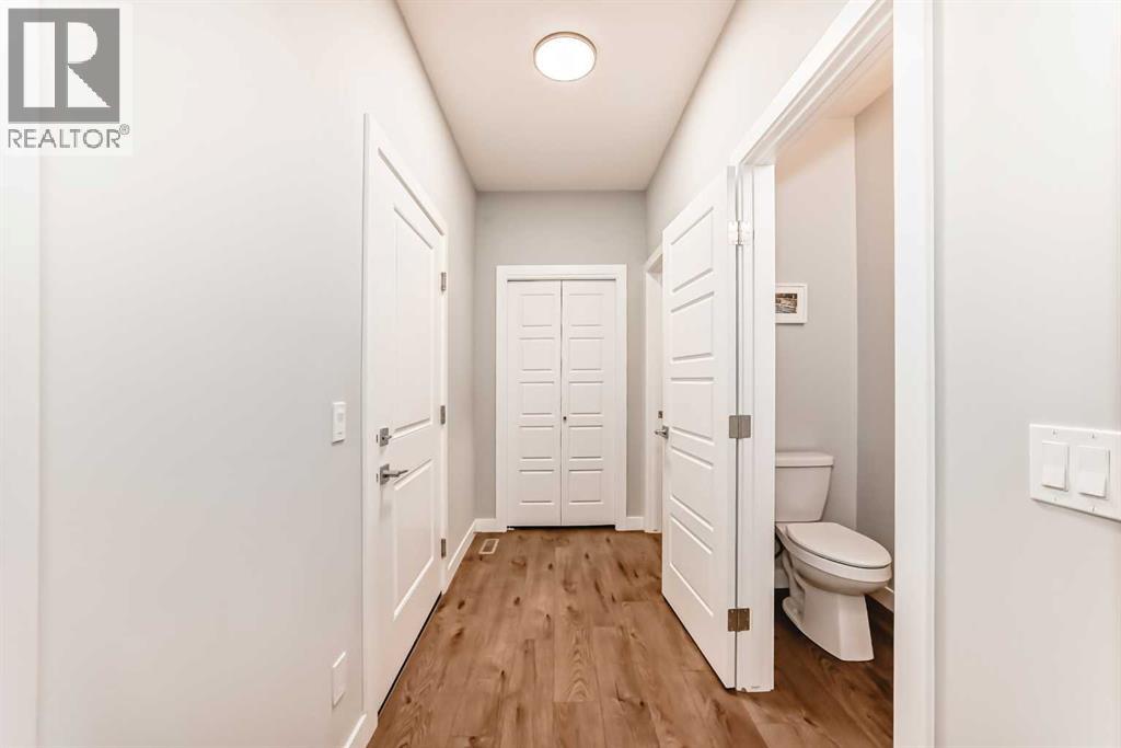 32 Creekstone Landing Sw, Calgary, Alberta  T2X 5E5 - Photo 15 - A2284901