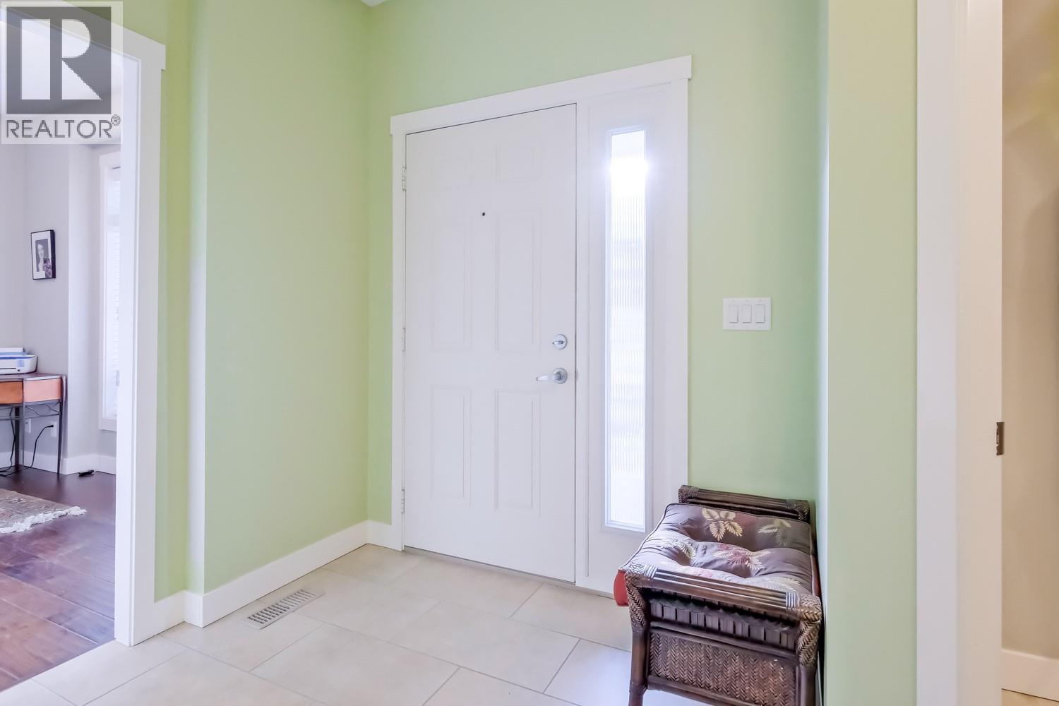 1675 Penticton Avenue Unit# 137, Penticton, British Columbia  V2A 9E2 - Photo 2 - 10375733