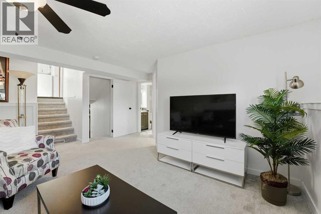 101 Erickson Drive, Red Deer, Alberta  T4R 1X9 - Photo 23 - A2285144