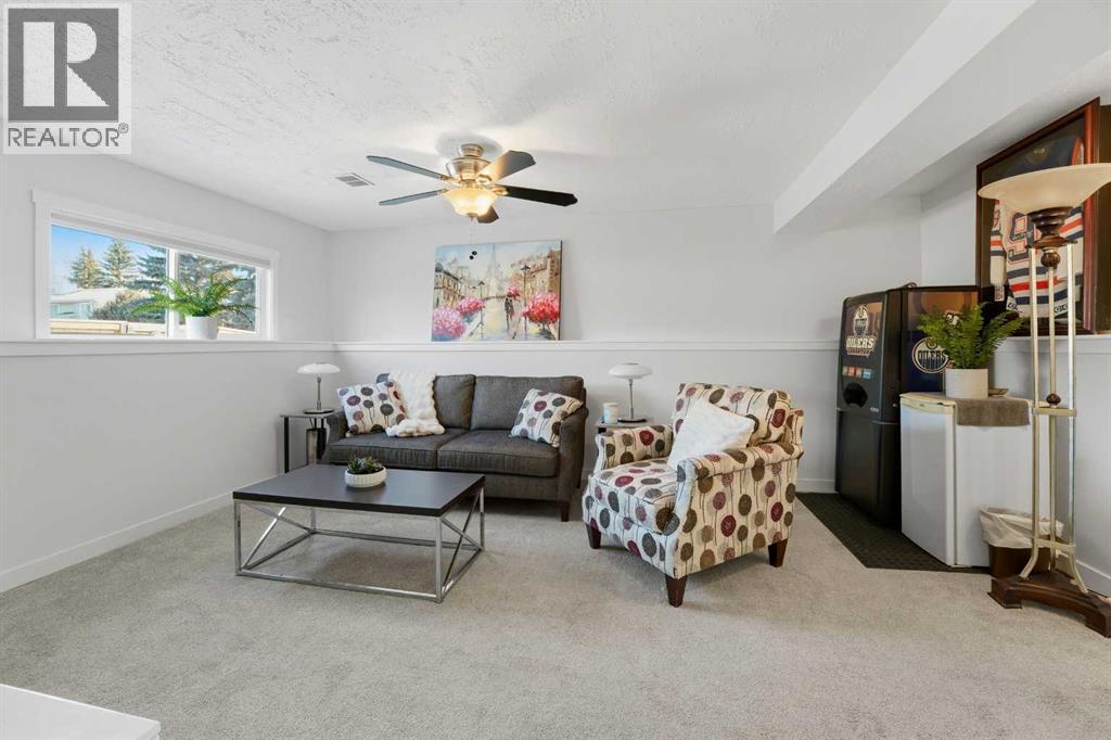 101 Erickson Drive, Red Deer, Alberta  T4R 1X9 - Photo 24 - A2285144