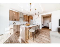 8235 KIRIAK LO SW, Edmonton, Alberta