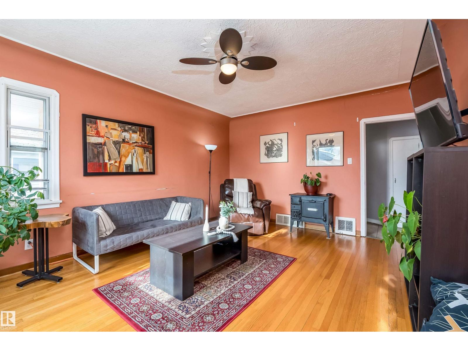 4426 53 Av, Leduc, Alberta  T9E 5W4 - Photo 5 - E4473438