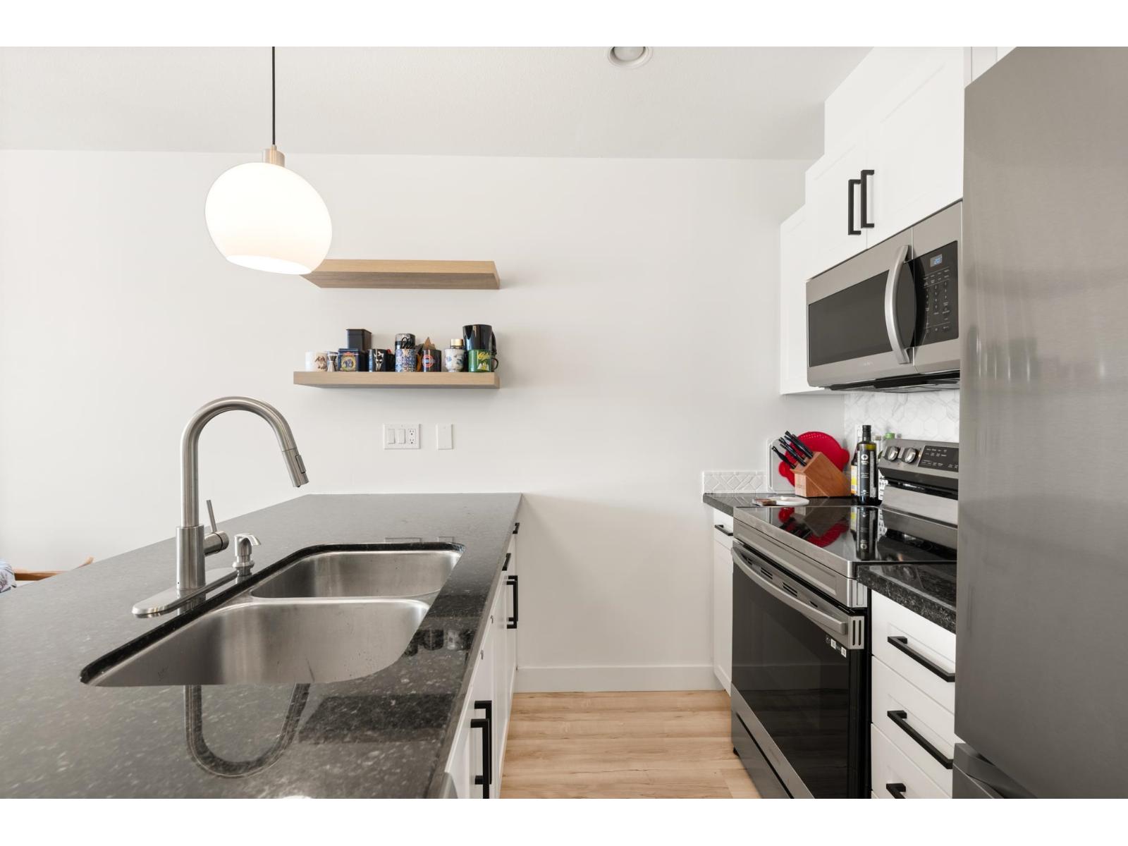 308 19774 56 Avenue, Langley, British Columbia  V3A 3X6 - Photo 8 - R3089616