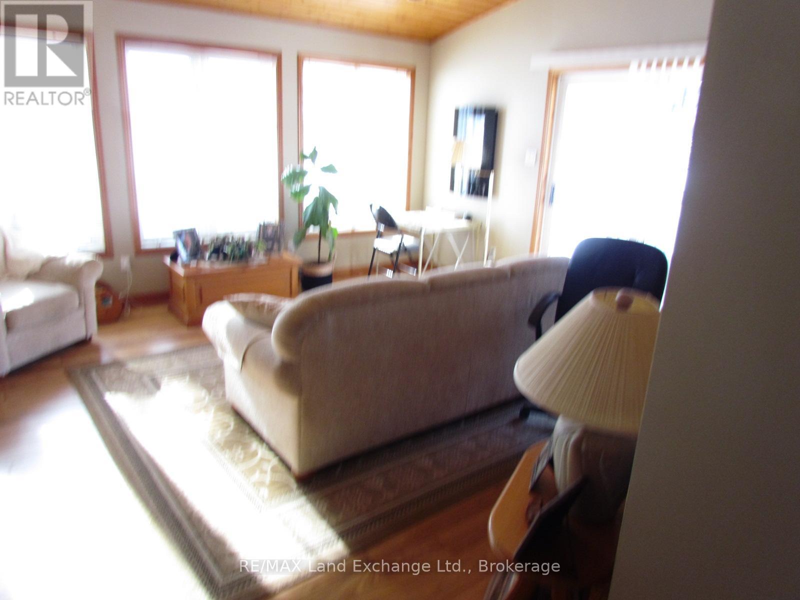 81457 North Line Road, Huron East, Ontario  N0K 1W0 - Photo 11 - X12776330