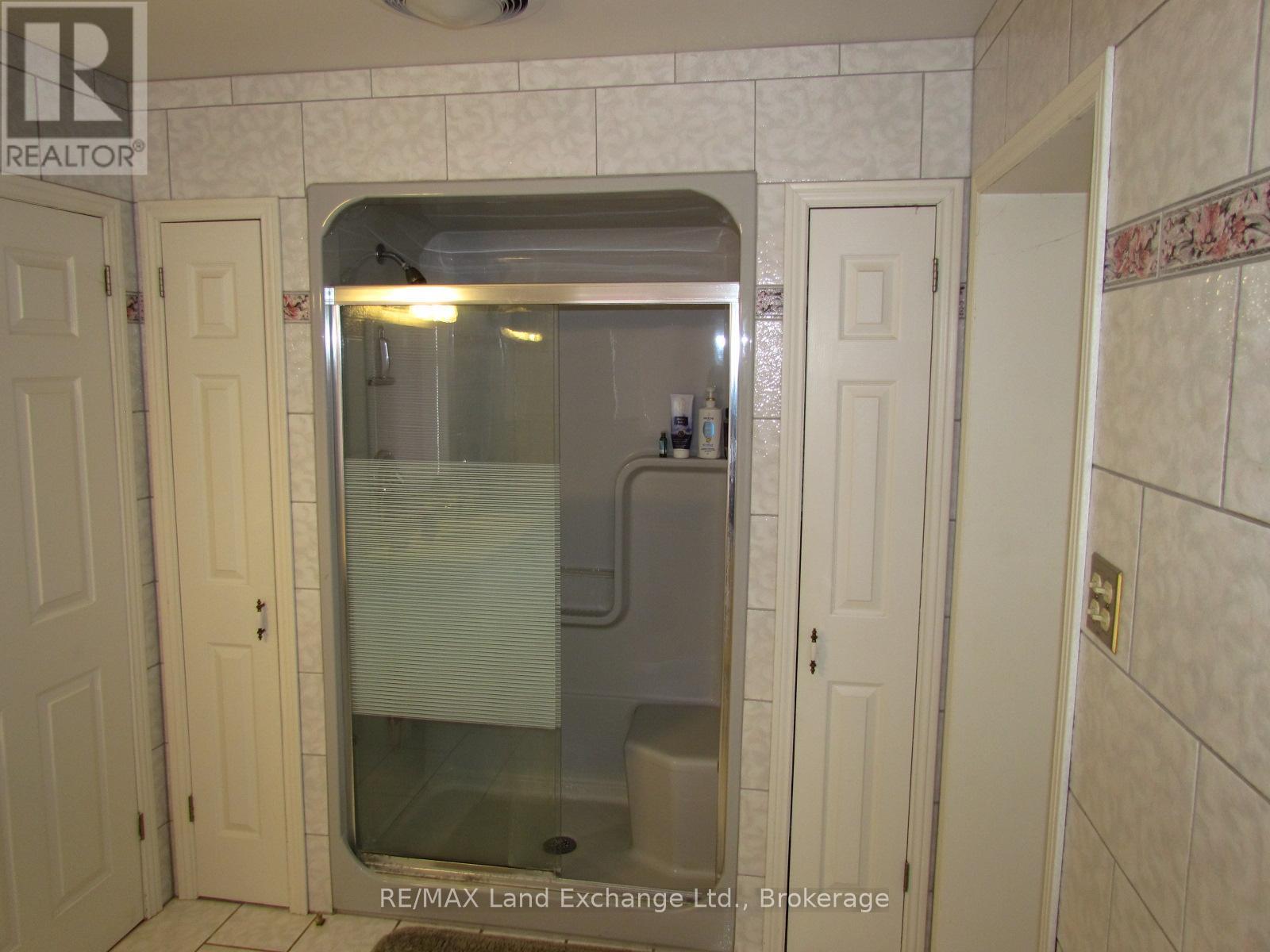 81457 North Line Road, Huron East, Ontario  N0K 1W0 - Photo 14 - X12776330