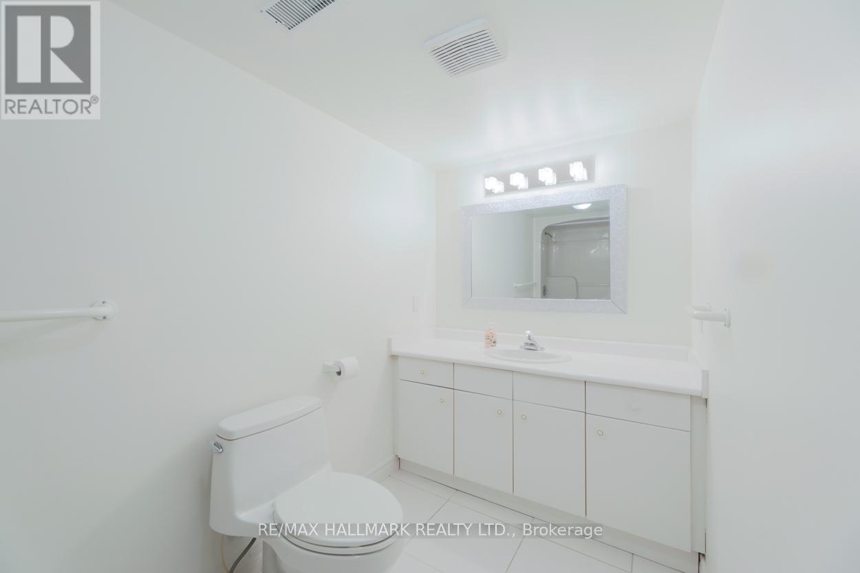 Lower 1 - 3 Minorca Place, Toronto, Ontario  M3A 2Z5 - Photo 12 - C12786880