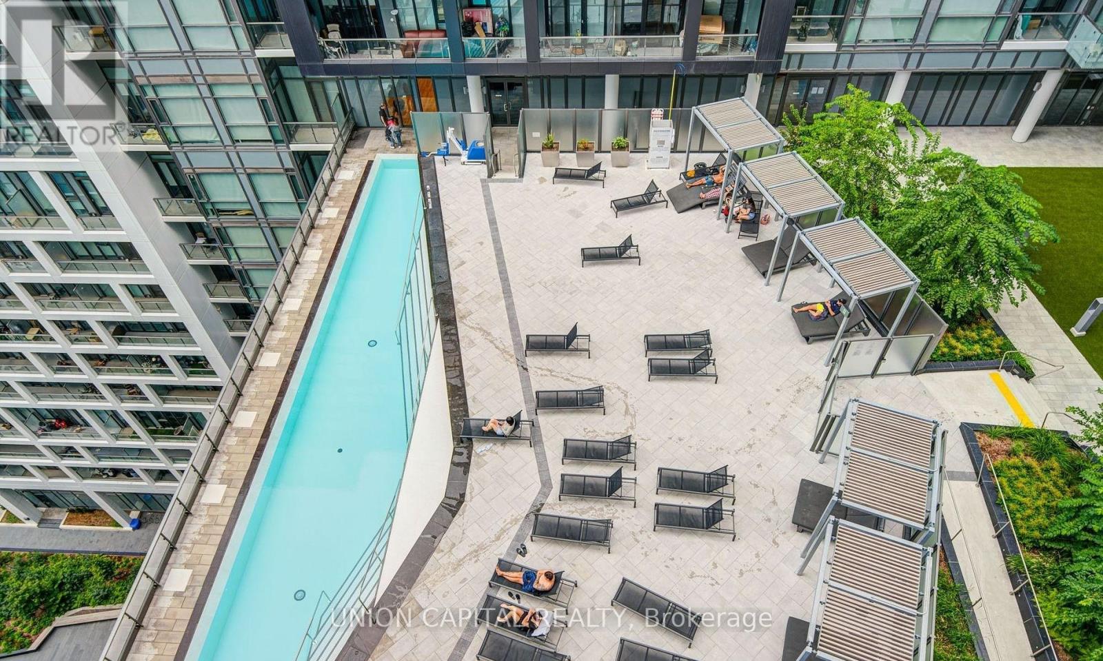 504 - 70 Princess Street, Toronto, Ontario  M5A 0X6 - Photo 9 - C12786956