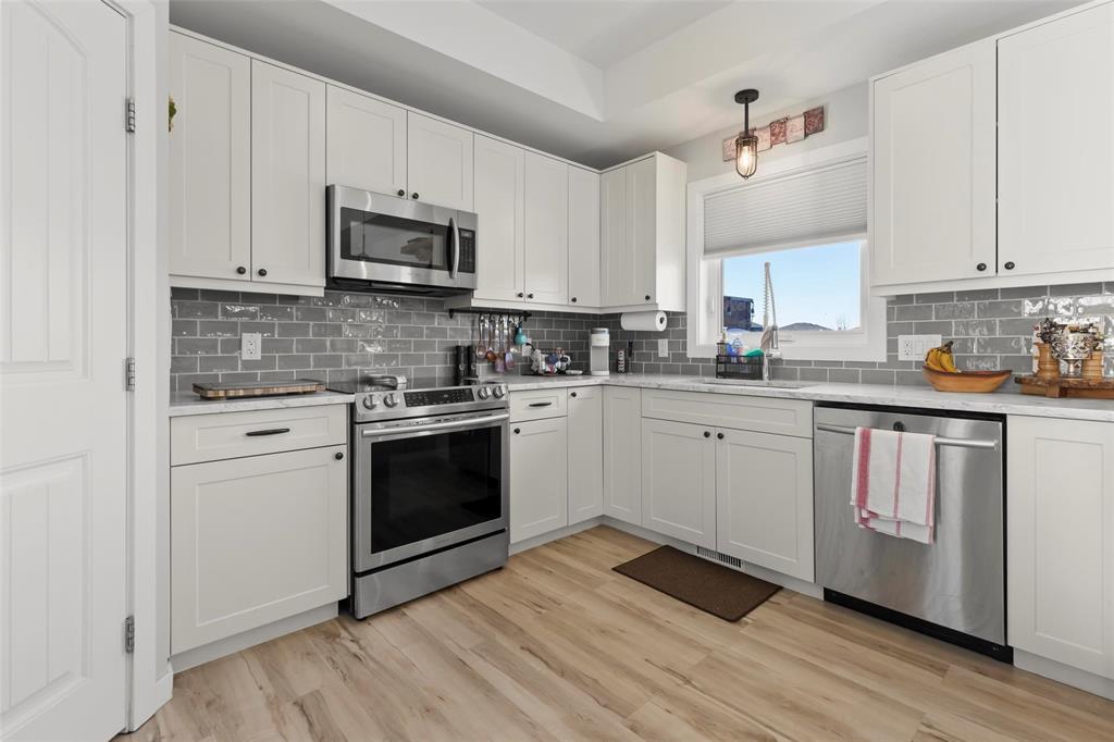 9 Oak Lane, Ste Anne, Manitoba  R5H 0A7 - Photo 5 - 202600527