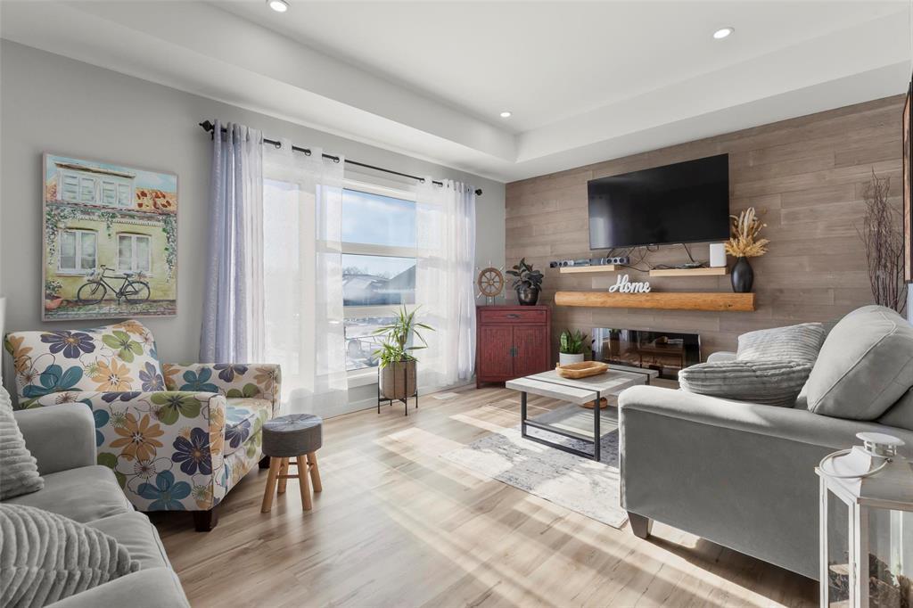 9 Oak Lane, Ste Anne, Manitoba  R5H 0A7 - Photo 8 - 202600527