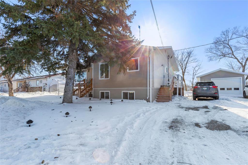 564 Cote Avenue, St Pierre-Jolys, Manitoba  R0A 1V0 - Photo 1 - 202602573