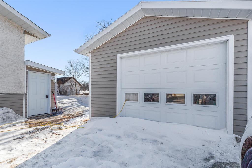 564 Cote Avenue, St Pierre-Jolys, Manitoba  R0A 1V0 - Photo 2 - 202602573