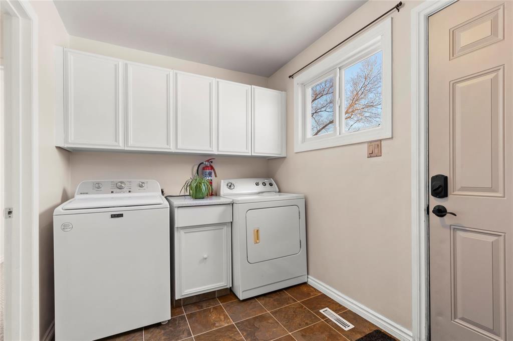 564 Cote Avenue, St Pierre-Jolys, Manitoba  R0A 1V0 - Photo 3 - 202602573