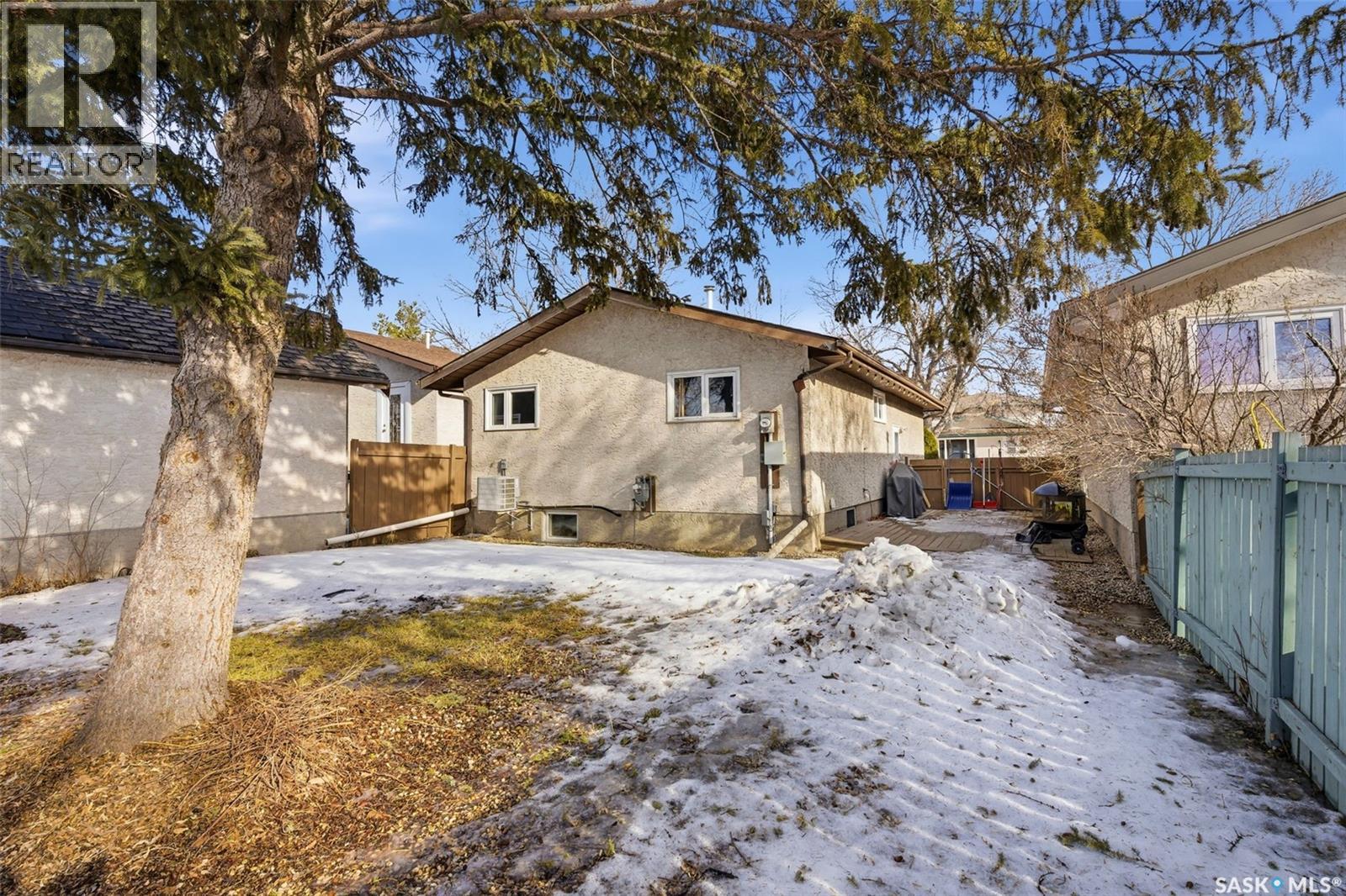 850 Samuels Crescent N, Regina, Saskatchewan  S4X 2L5 - Photo 35 - SK028536