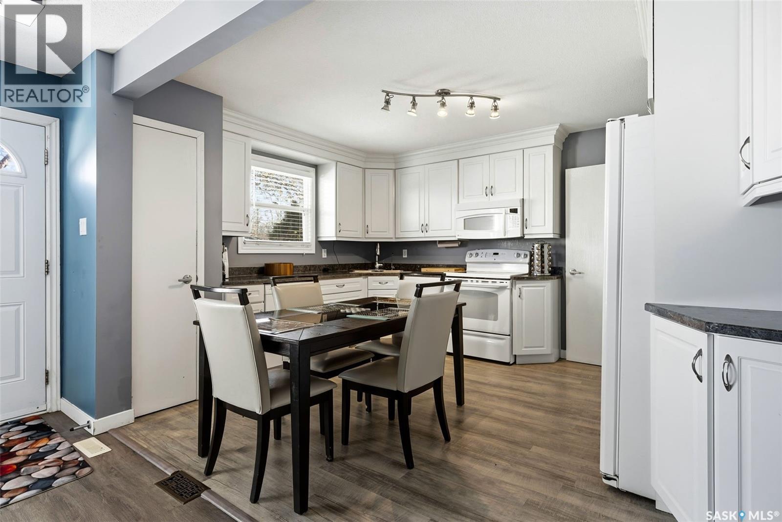 850 Samuels Crescent N, Regina, Saskatchewan  S4X 2L5 - Photo 7 - SK028536