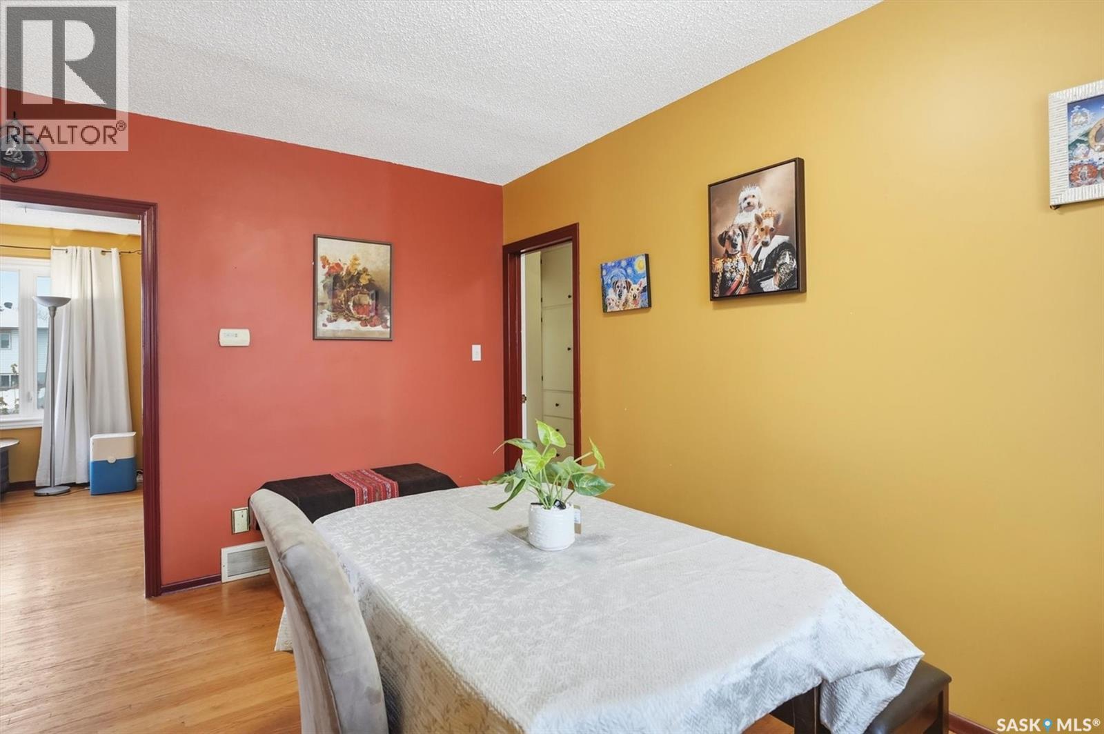 334 Q Avenue N, Saskatoon, Saskatchewan  S7L 2X8 - Photo 16 - SK028502