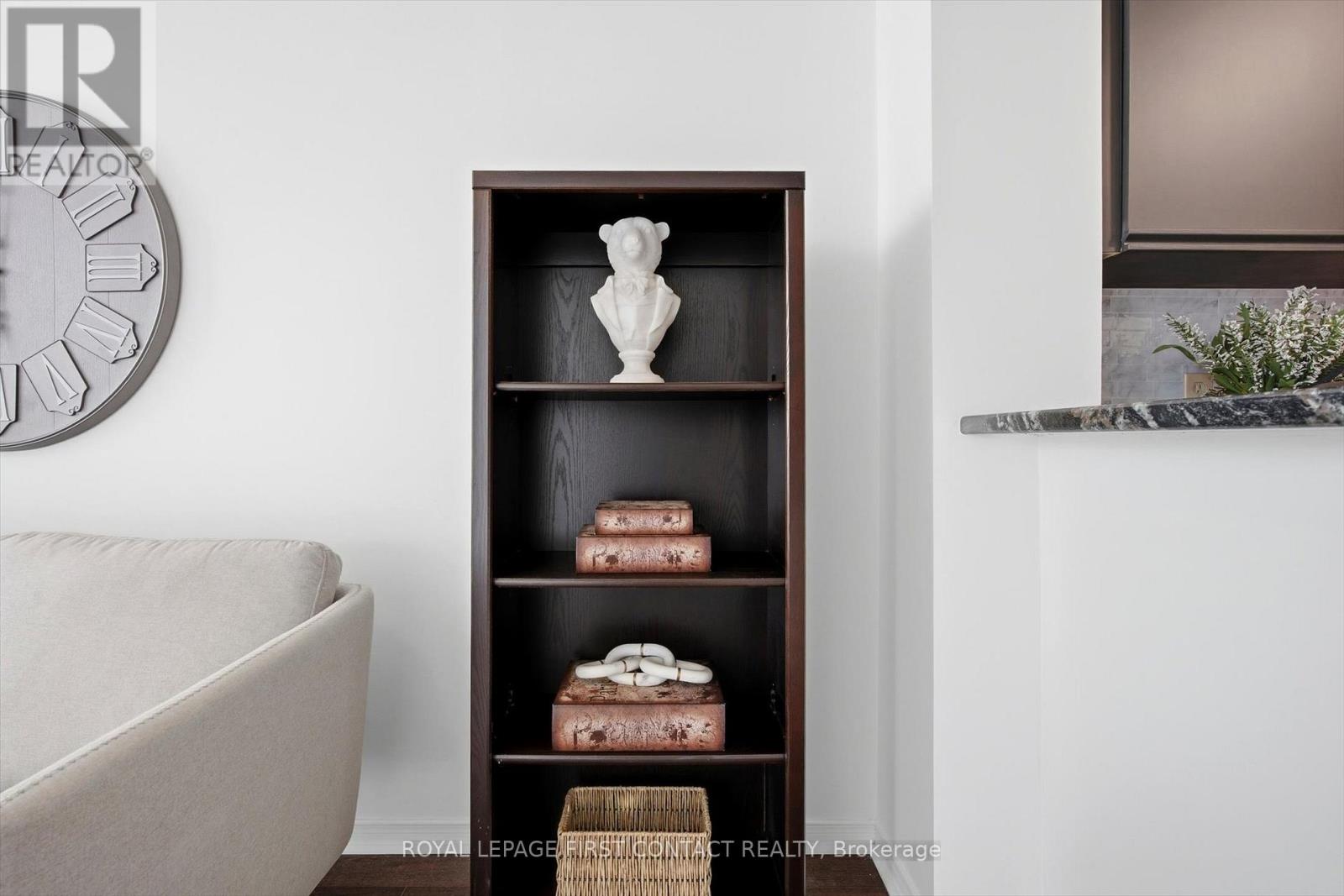 808 - 140 Dunlop Street E, Barrie, Ontario  L4M 6H9 - Photo 19 - S12786926