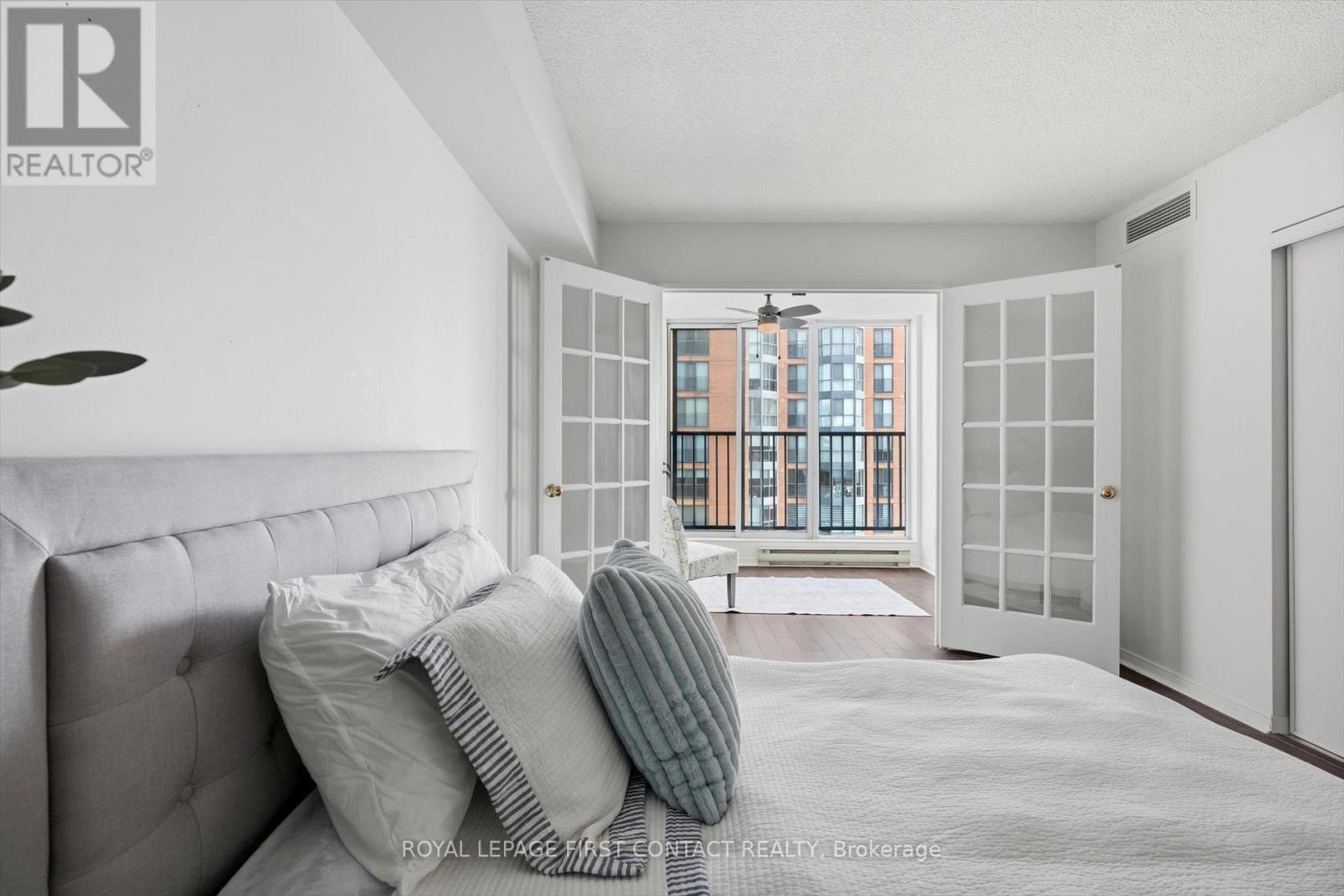 808 - 140 Dunlop Street E, Barrie, Ontario  L4M 6H9 - Photo 22 - S12786926