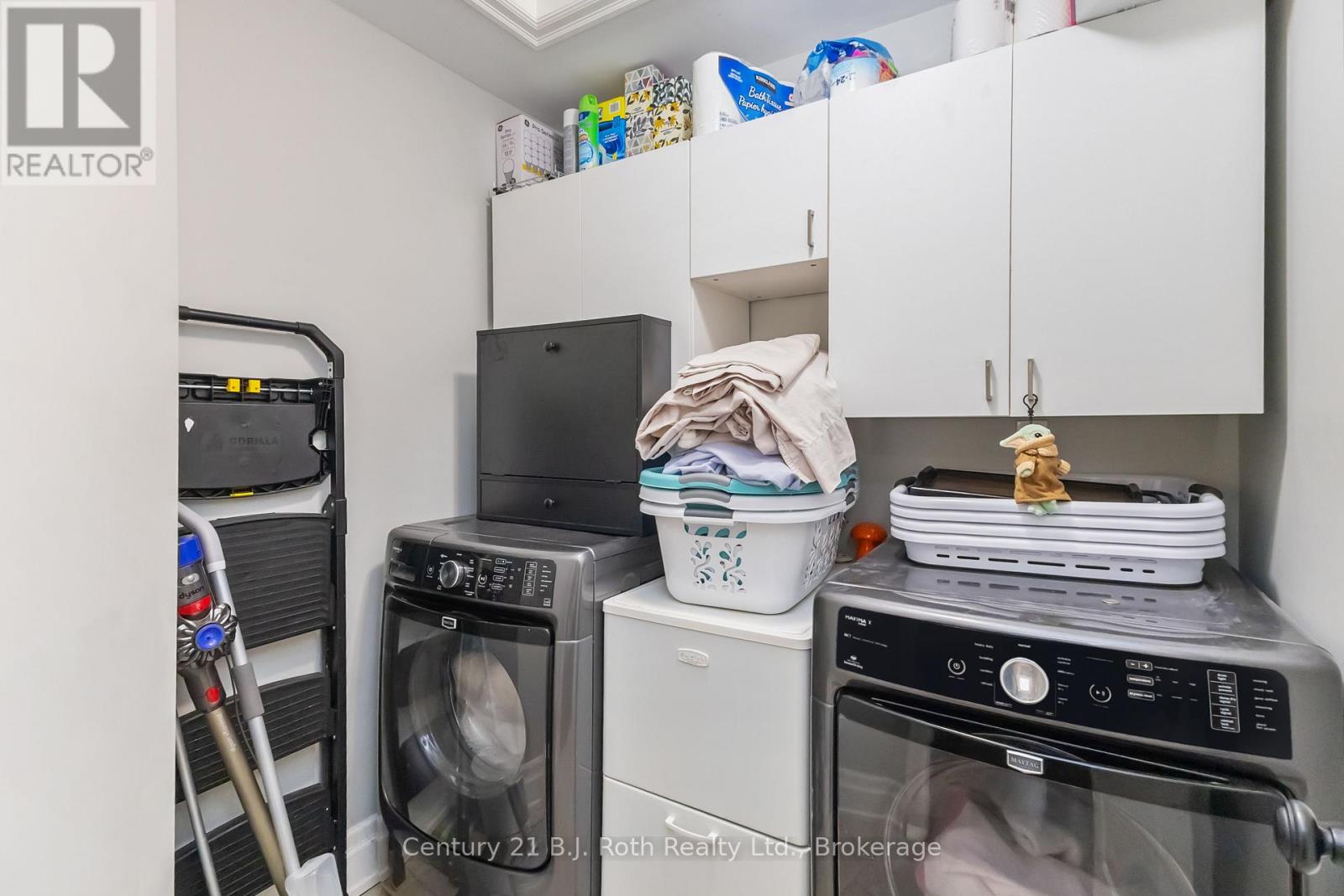 2314 Ballymote Way, London North, Ontario  N5X 0J7 - Photo 12 - X12265928