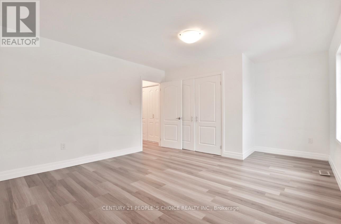 554 Sentinel Road, Toronto, Ontario  M3J 3R9 - Photo 12 - W12786892