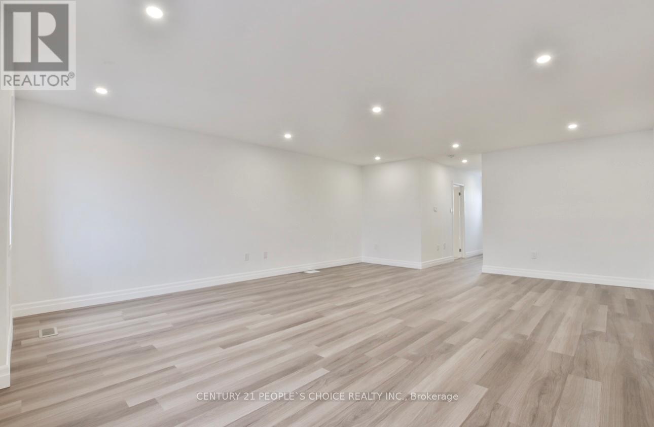 554 Sentinel Road, Toronto, Ontario  M3J 3R9 - Photo 22 - W12786892