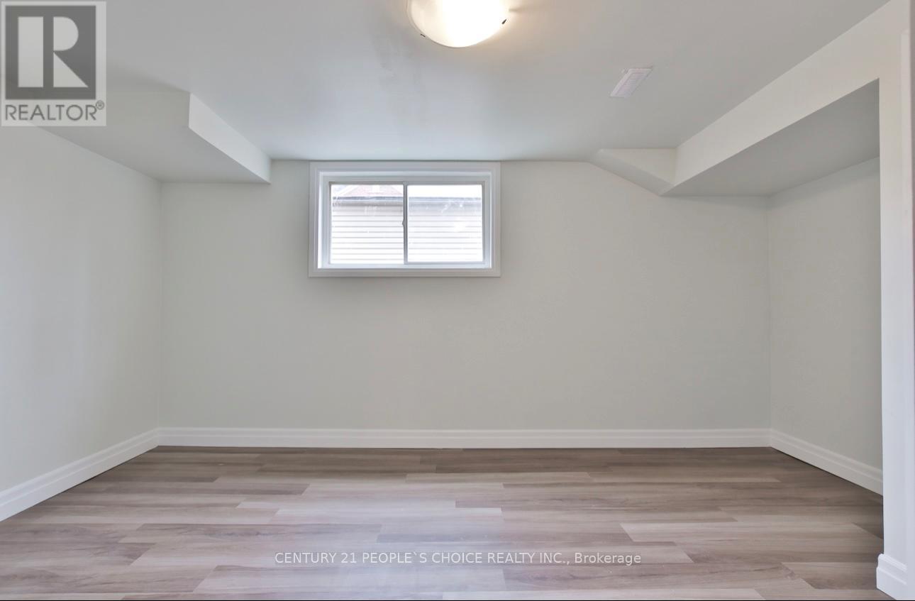 554 Sentinel Road, Toronto, Ontario  M3J 3R9 - Photo 30 - W12786892