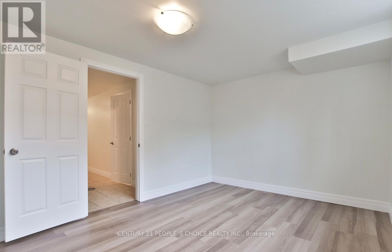 554 Sentinel Road, Toronto, Ontario  M3J 3R9 - Photo 31 - W12786892