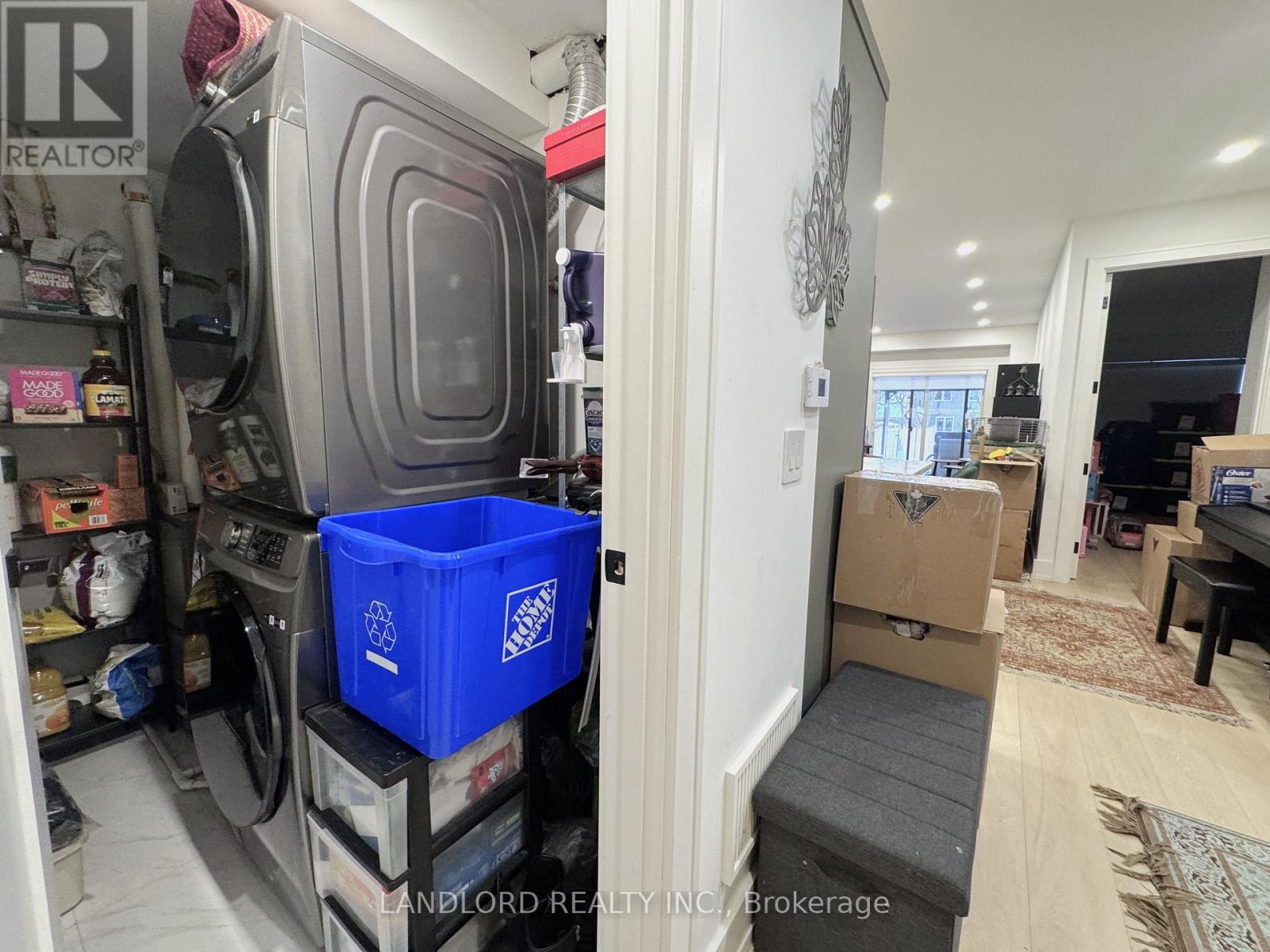 1 - 37 Boustead Avenue, Toronto, Ontario  M6R 1Y7 - Photo 12 - W12786894