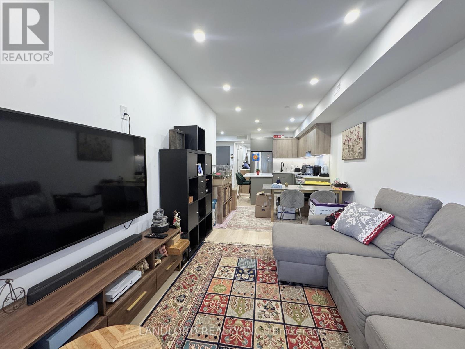 1 - 37 Boustead Avenue, Toronto, Ontario  M6R 1Y7 - Photo 6 - W12786894