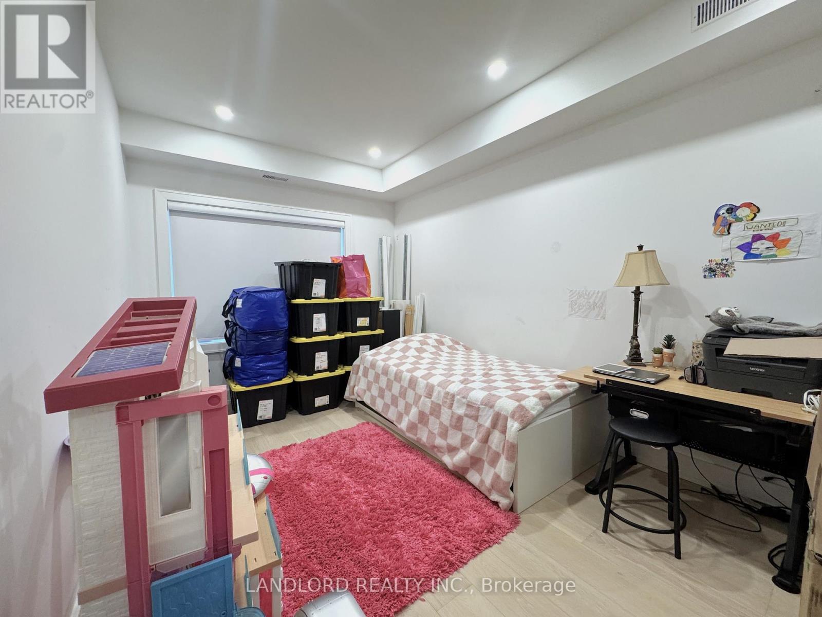 1 - 37 Boustead Avenue, Toronto, Ontario  M6R 1Y7 - Photo 8 - W12786894