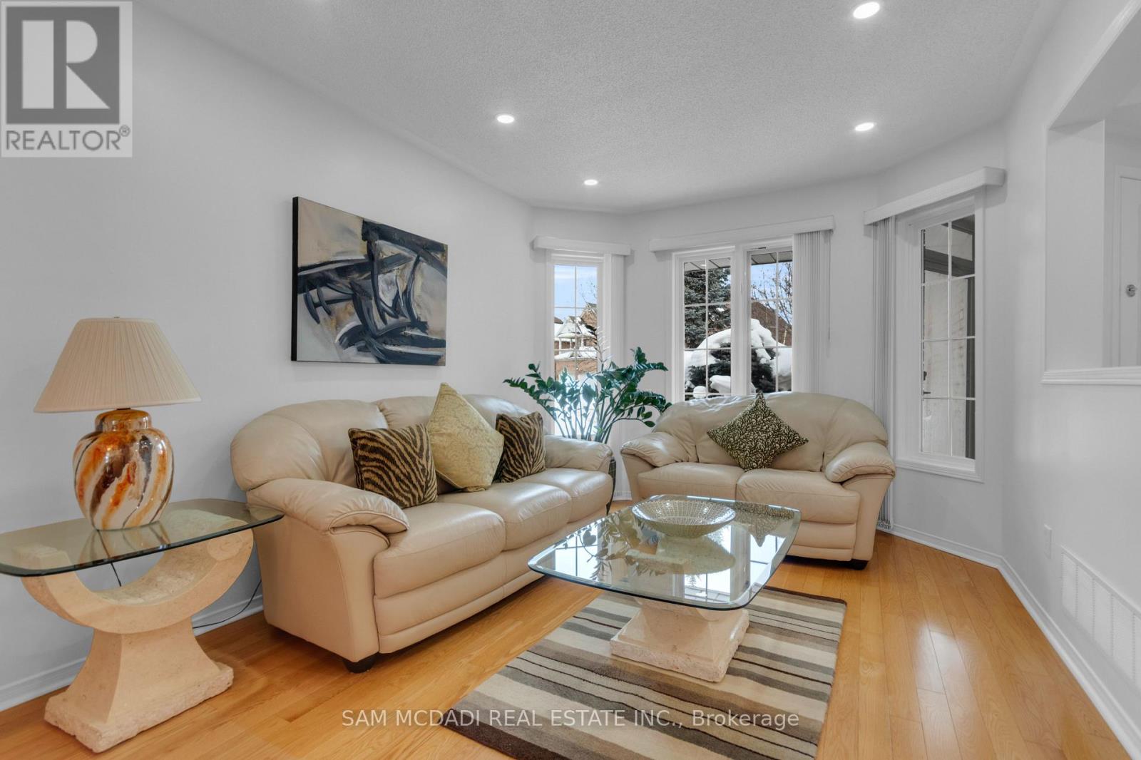 22 Nazer Street, Halton Hills (Georgetown), Ontario  L7G 5X8 - Photo 3 - W12786900