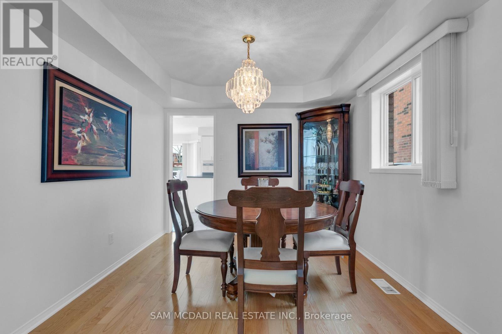 22 Nazer Street, Halton Hills (Georgetown), Ontario  L7G 5X8 - Photo 5 - W12786900