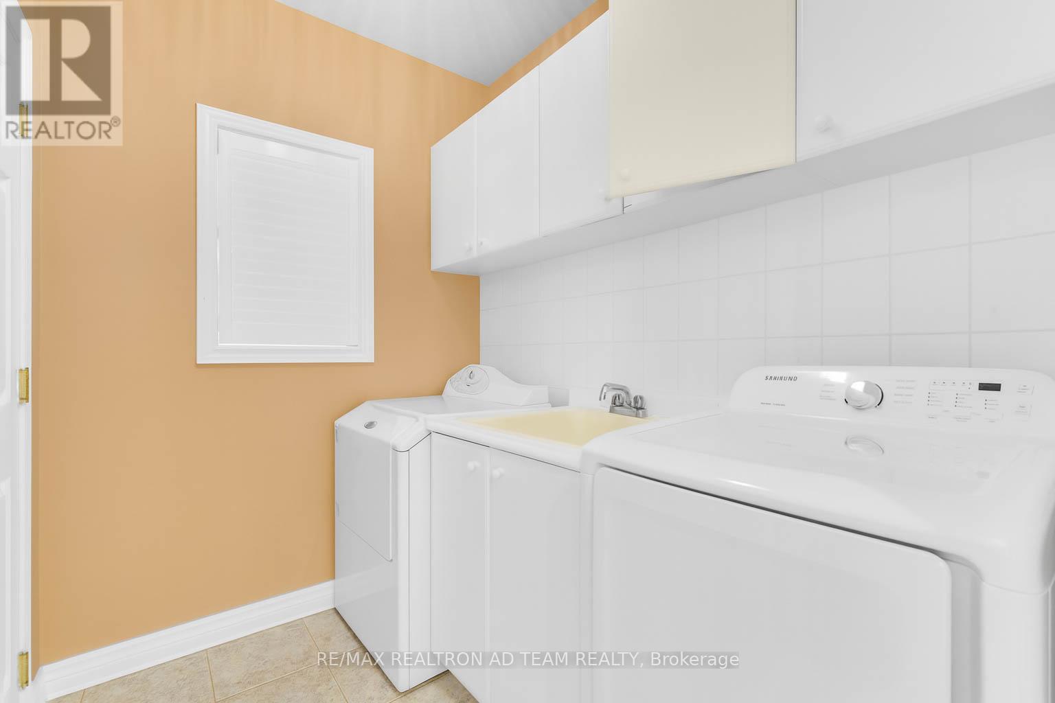 498 Tremblant Court, Mississauga, Ontario  L5W 1P4 - Photo 18 - W12786942