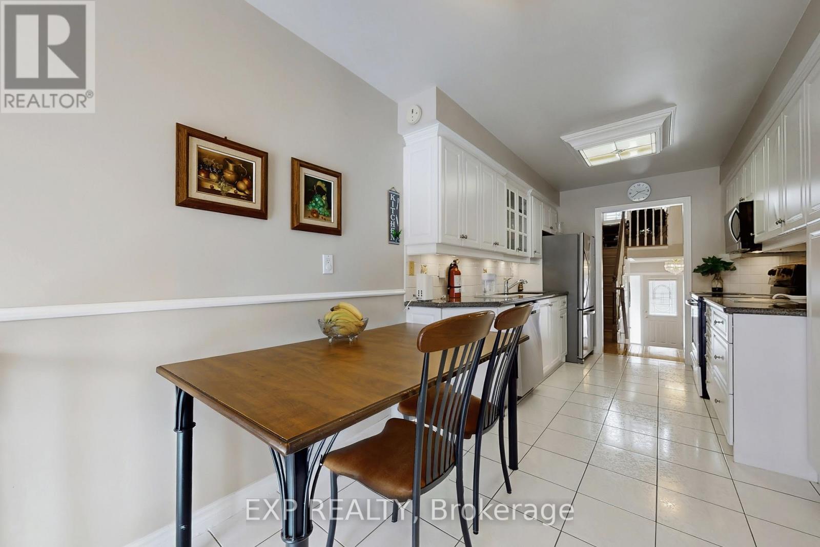 43 Hartnell Square, Brampton, Ontario  L6S 5W8 - Photo 19 - W12786962