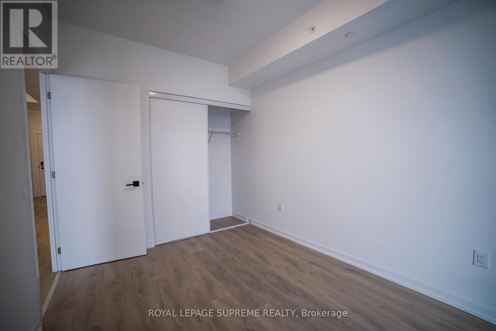 1301 - 10 Graphophone Grove, Toronto, Ontario  M6H 0E5 - Photo 6 - W12786968