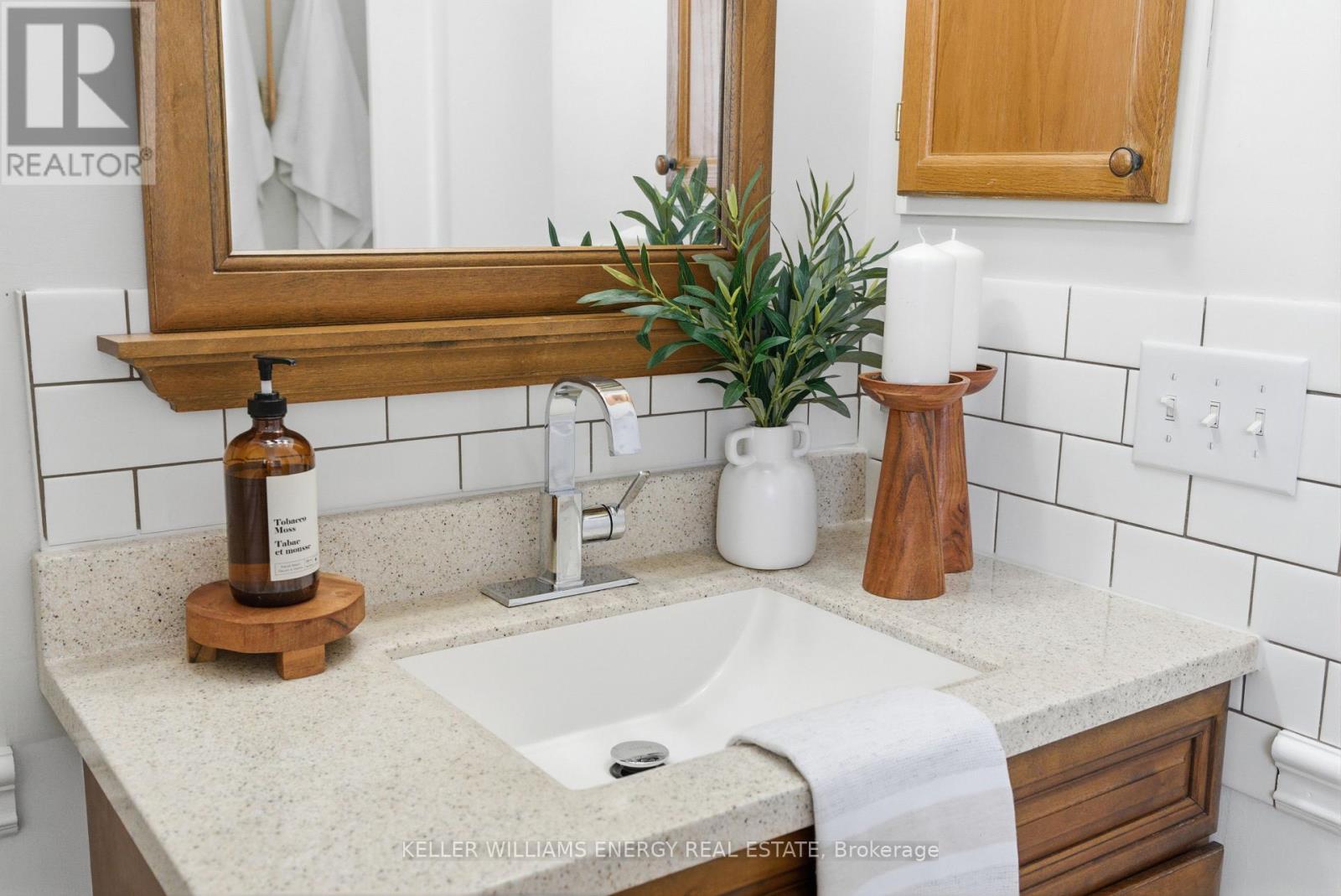 74 Shenandoah Drive, Whitby (Williamsburg), Ontario  L1P 1T3 - Photo 22 - E12787052