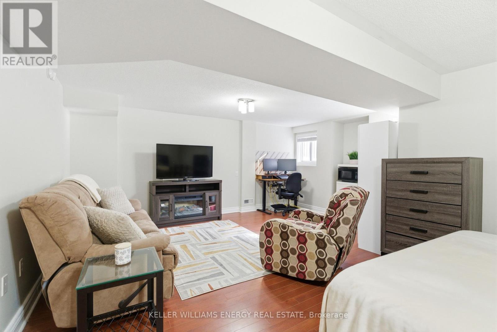 74 Shenandoah Drive, Whitby (Williamsburg), Ontario  L1P 1T3 - Photo 35 - E12787052